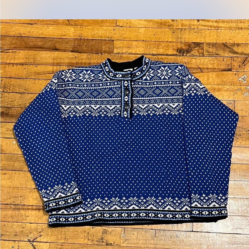 L.L. Bean Nordic Blue and White Sweater